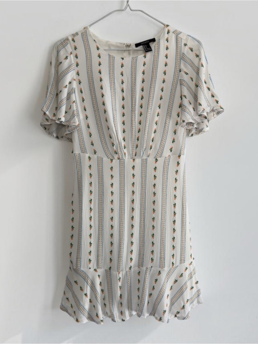 Forever 21 White Floral Flutter Sleeve Mini Dress Small